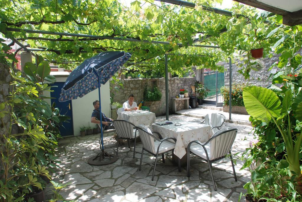 Apartments Slavica Rafailovici Budva Bagian luar foto
