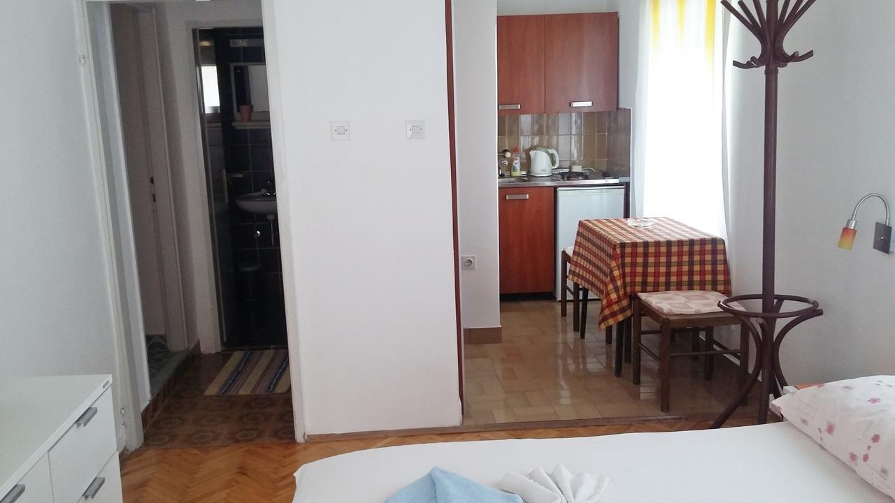 Apartments Slavica Rafailovici Budva Bagian luar foto